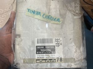 Boîte noir Toyota corola